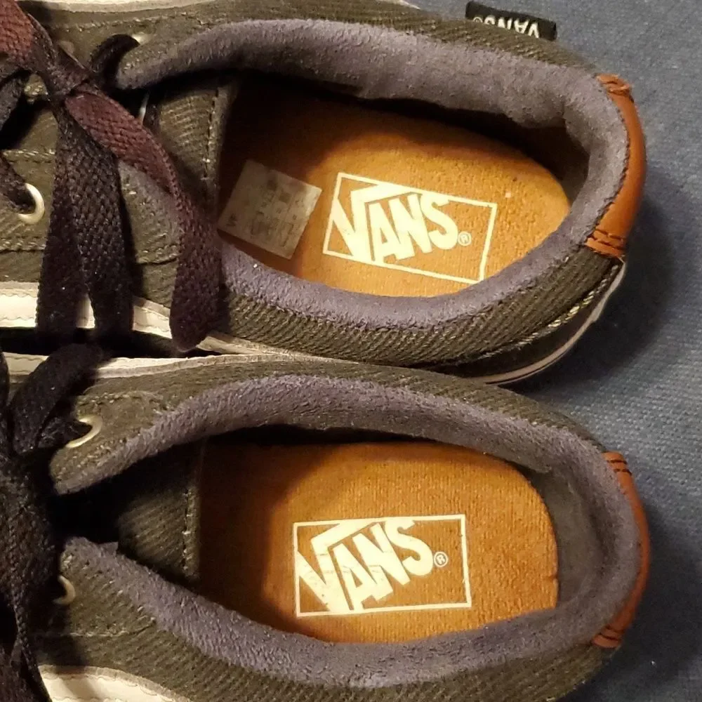 VANS GREY DENIM LOW TOP SKATEBOARDING‎ SHOES & TEE Y SZ 5, women's 6.5